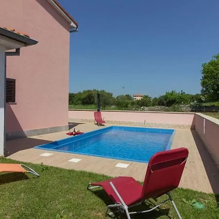 Mary Near Medulin With Private Pool Вилла
